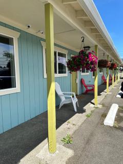 Coastal Inn and Suites - Long Beach - 7