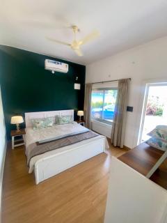 The Bougainvillea Cottage - Private 2BR Farm-Stay with Hill and Orchard Views - 7