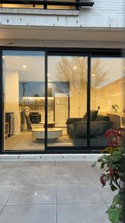 CBD Contemporary Comfort Townhouse 2 Bed 2Bath - Christchurch - 0
