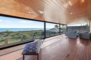 Absolute Oceanfront Retreat - Mandurah - 7