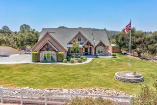 Mountain Elegance w/ pool, spa, projector - Coarsegold - 3