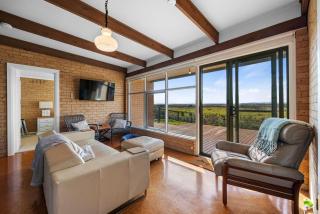 Unwind and Get Lost In The View! - Venus Bay - 8
