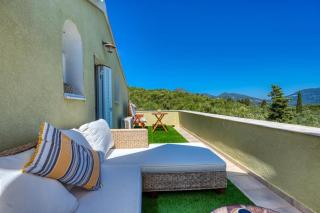 Mavres Luxury Loft - Ágios Matthaíos - 9