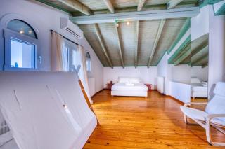 Mavres Luxury Loft - 4