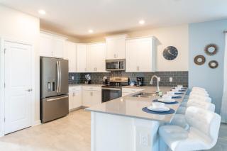 Last Minute Disney Getaway! Private Pool, Hot Tub & Games Room. Book Now! #28810 - Kissimmee - 5
