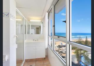Beach Side Apartment Managed by Gold Coast Premium - Gold Coast - 0