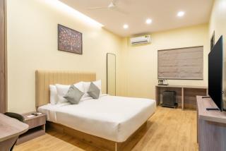 Stae Hotel-Madhapur - Haiderabad - 2