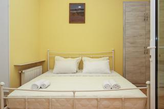 Stylish 1BR Apt near Rustaveli - By Wehost - Tbilisi - 7
