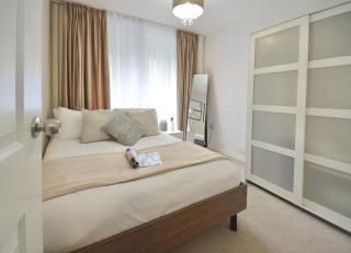 Modern 2 Bedroom Apartment Steps from Vauxhall St - 7