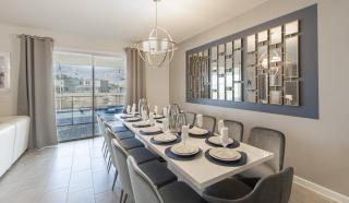 Last Minute Disney Getaway! Private Pool, Hot Tub & Games Room. Book Now! #28814 - Kissimmee - 1