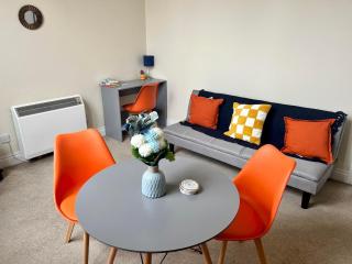 Stylish one bed flat Central Watford with Parking Pass the Keys - Watford - 0
