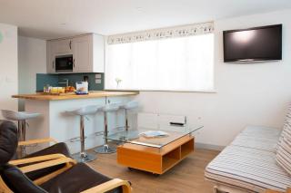 Stylish & cosy annexe in pretty sailing village - Itchenor - 4