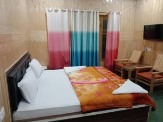 Orie Guest House Ladakh by LexStays - Leh - 2