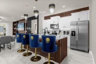 7 Bedrooms 55 Bathrooms Windsor Island 4420Kr - 4