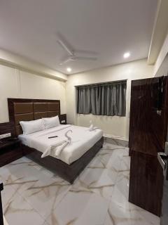 Hotel Rinza Residency - Mumbai - 0