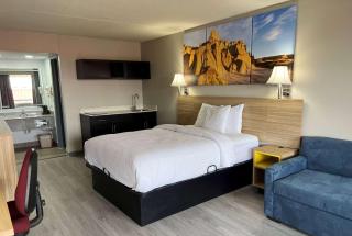 Days Inn by Wyndham Salina South - Salina - 1