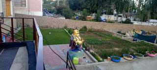 Sarang Guest House Ladakh by LexStays - Leh - 9