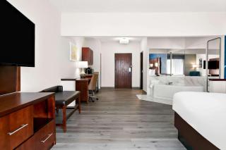 Comfort Suites Southfield-Detroit - Southfield - 2