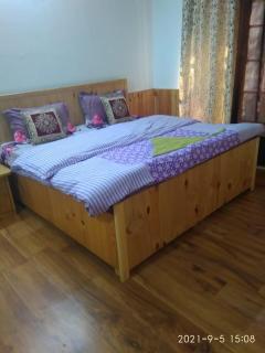 Kunsal Yourdum Homestay Ladakh by LexStays - Leh - 1