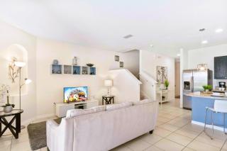 Last Minute Disney Getaway! Private Pool, Hot Tub & Games Room. Book Now! #93975 - Davenport - 3