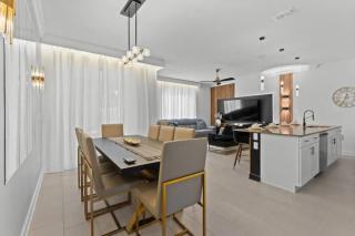 4 Bedrooms 3 Bathrooms Storey Lake 2457Rt - 7