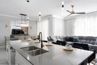 4 Bedrooms 3 Bathrooms Storey Lake 2457Rt - 1