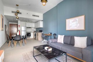 Blueground Dune Residency city view pool gym DXB-1316 - 8