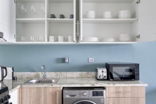 Blueground Dune Residency city view pool gym DXB-1316 - 2