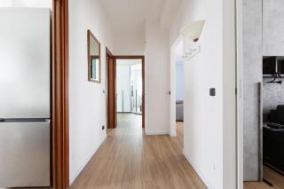 Corso Lodi Modern Apartment with Balcony - Milan - 6