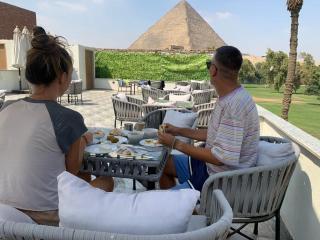 garden pyramid view - El Cairo - 0