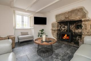 Bumblebee Cottage - 6