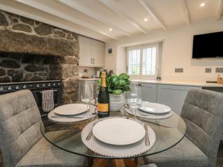 Bumblebee Cottage - 1