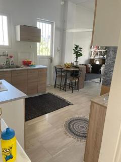 Luxurious 3-Bedroom Apartment in Central Glyfada - Athènes - 1