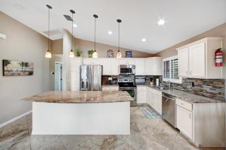 Bonita Bliss Beach House, 3 Bed 2 Bath, Sleeps 6 - Bonita Springs - 8