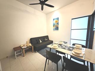 New! Costa Mahkota Pool&SeaView 2BR 4pax Town Area - Malaca - 1