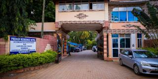 Premier Guest Residence Hotel - 8