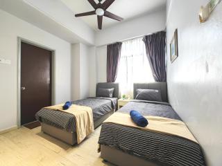 Enchanting Home 2BR 7-10pax CityView I Wifi I Town - Malaca - 7