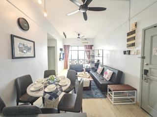 Enchanting Home 2BR 7-10pax CityView I Wifi I Town - Malaca - 3