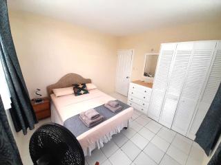 Coastal View Apt #1 - 2 bed - Christ Church - 6