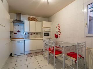 Spacieux appartement 3 chambres proche plage à Hendaye avec parking - FR-1-2-279 - 6