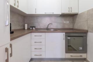Modern Living Apt - Academic - PRIVATE PARKING - Novi Sad - 4