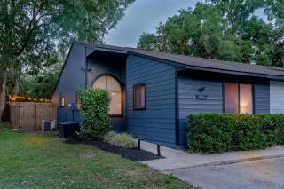 High design & coziest comforts - Gainesville - 9