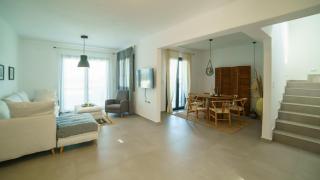 Plaka Divani - Plaka - 2