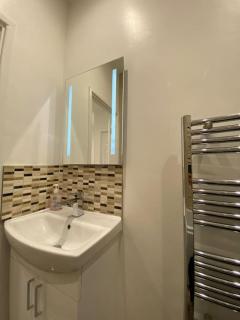 40 Percent Off for Extended Stays, Ideal for Contractors, Corporate Guests, and Families - Bolton - 3