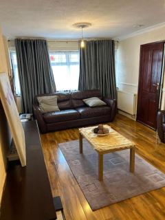 Grapnells - Pitsea - 8