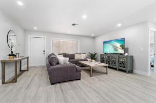 Bonita Beach Oasis Getaway, 3 Bed, 2 Bath, Sleeps 6 - 8