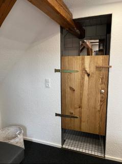 Familienzimmer mit Bettenlager - - 2
