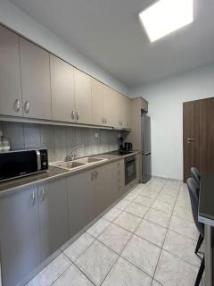 Αρτέμιδα House - 2