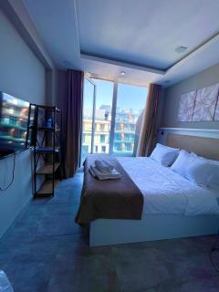 Sunrise Apartment 307B - 3