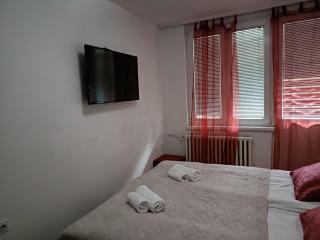 2 Bedroom Apartment, Grbavicka - Sarajevo - 6
